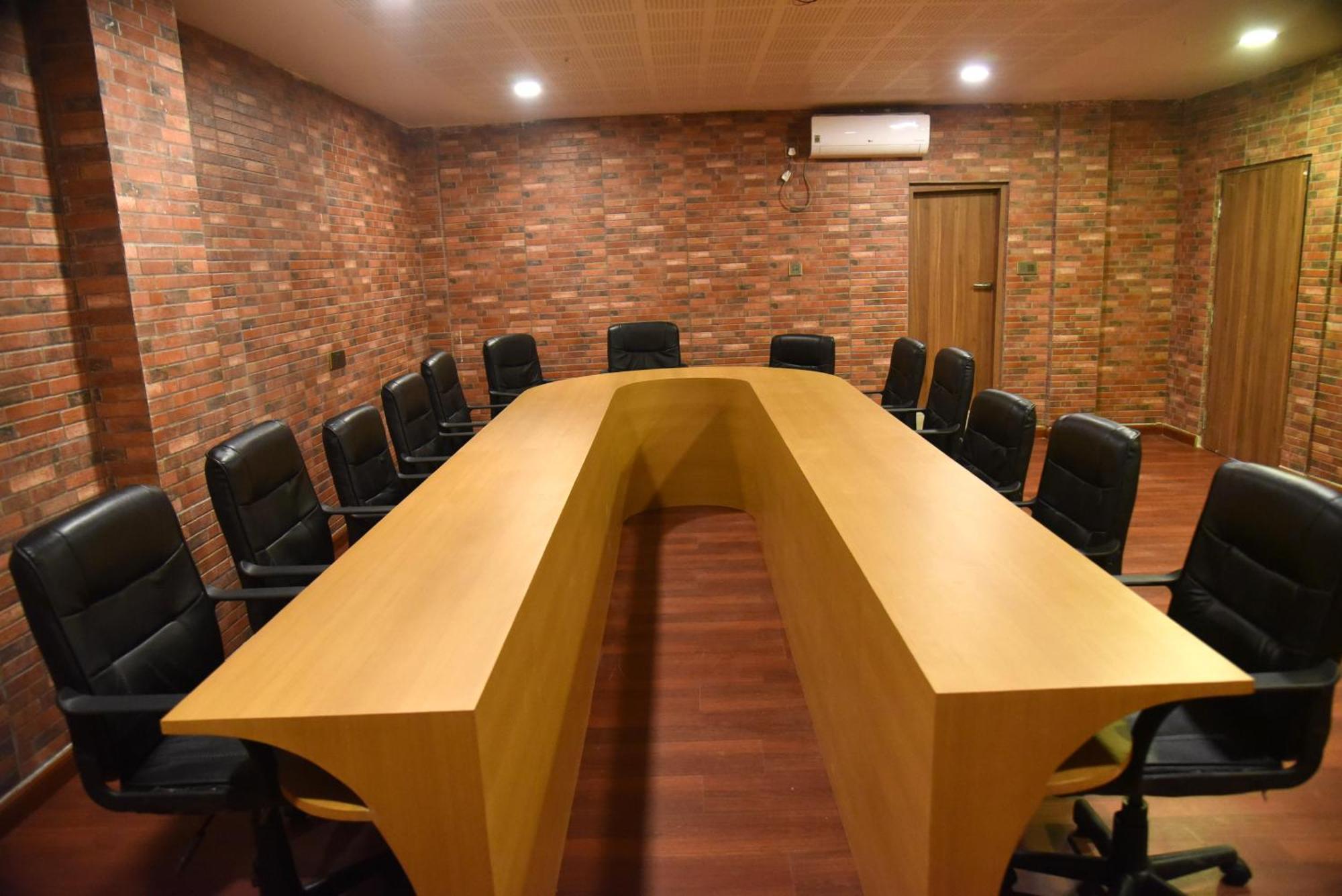 Hotel Obsidian Blue Itanagar Екстер'єр фото