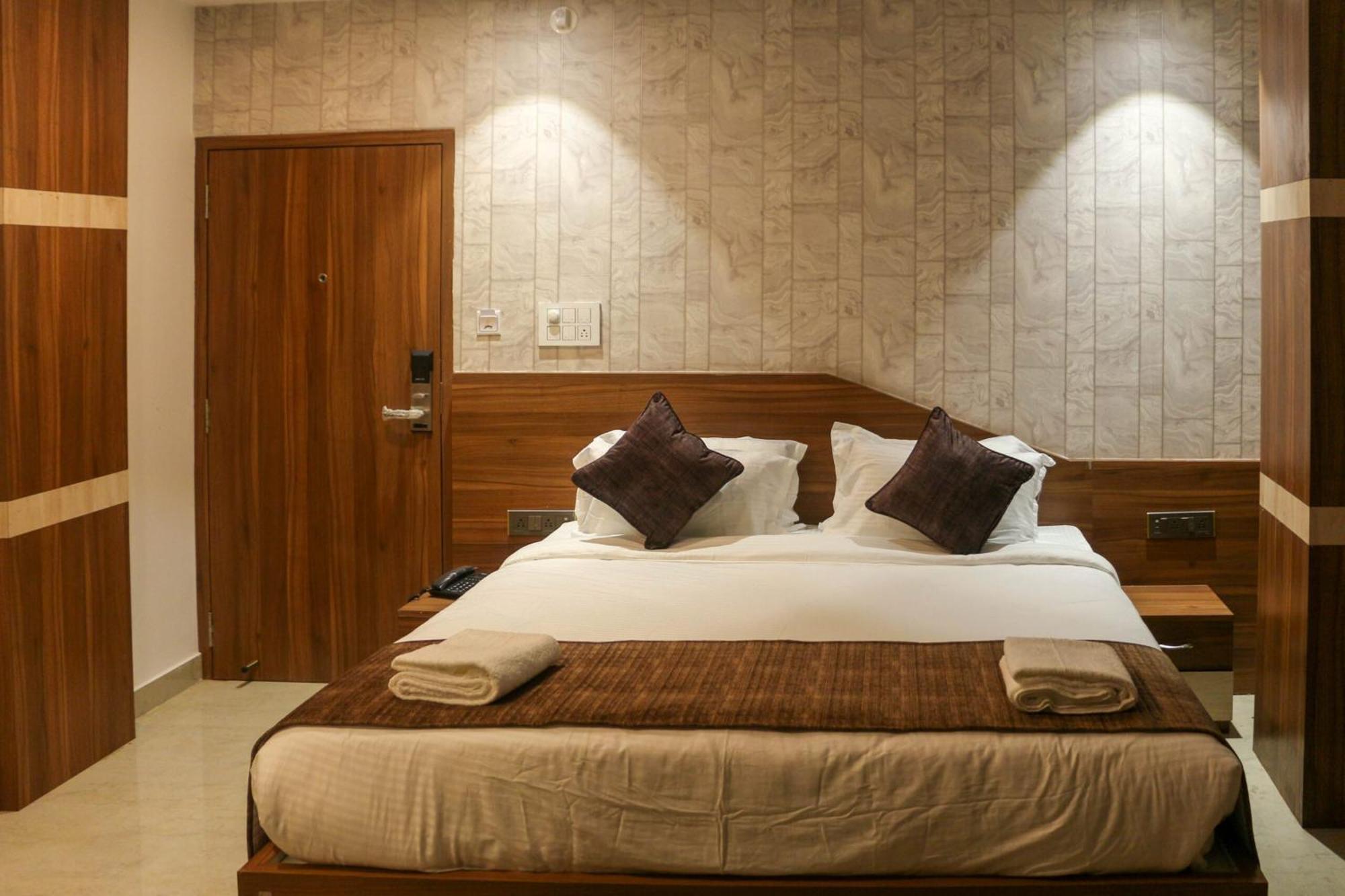 Hotel Obsidian Blue Itanagar Екстер'єр фото