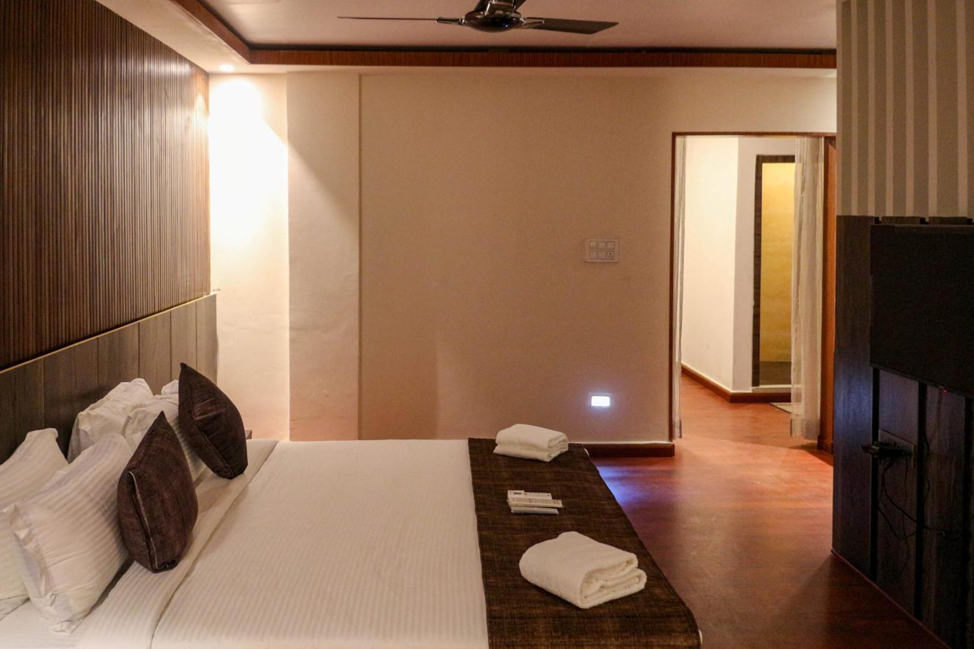 Hotel Obsidian Blue Itanagar Екстер'єр фото