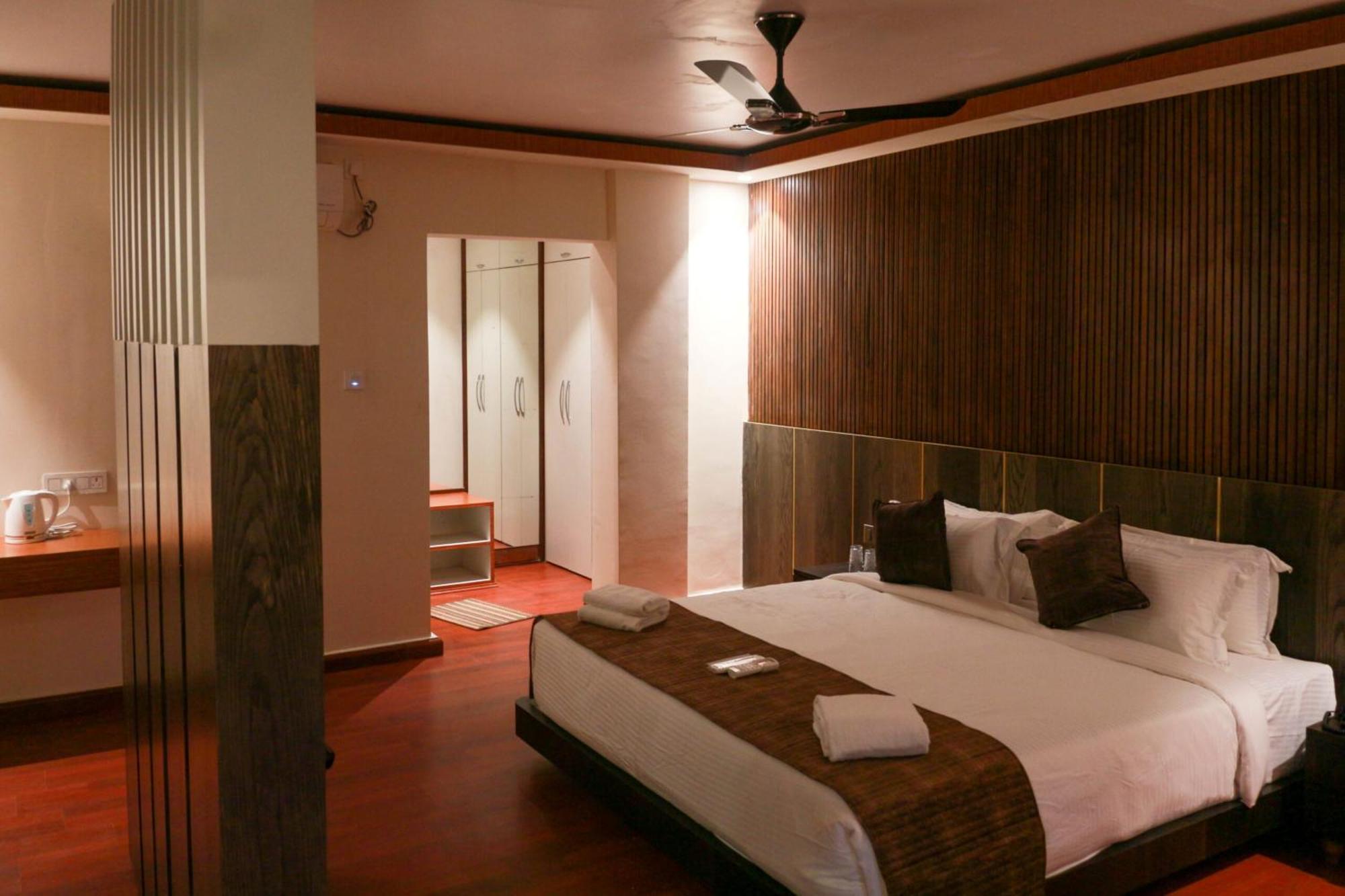 Hotel Obsidian Blue Itanagar Екстер'єр фото