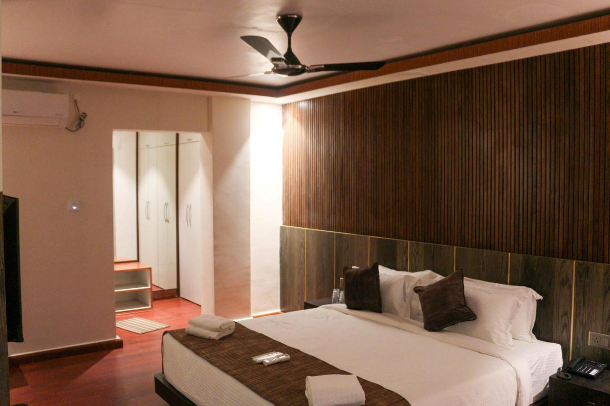 Hotel Obsidian Blue Itanagar Екстер'єр фото
