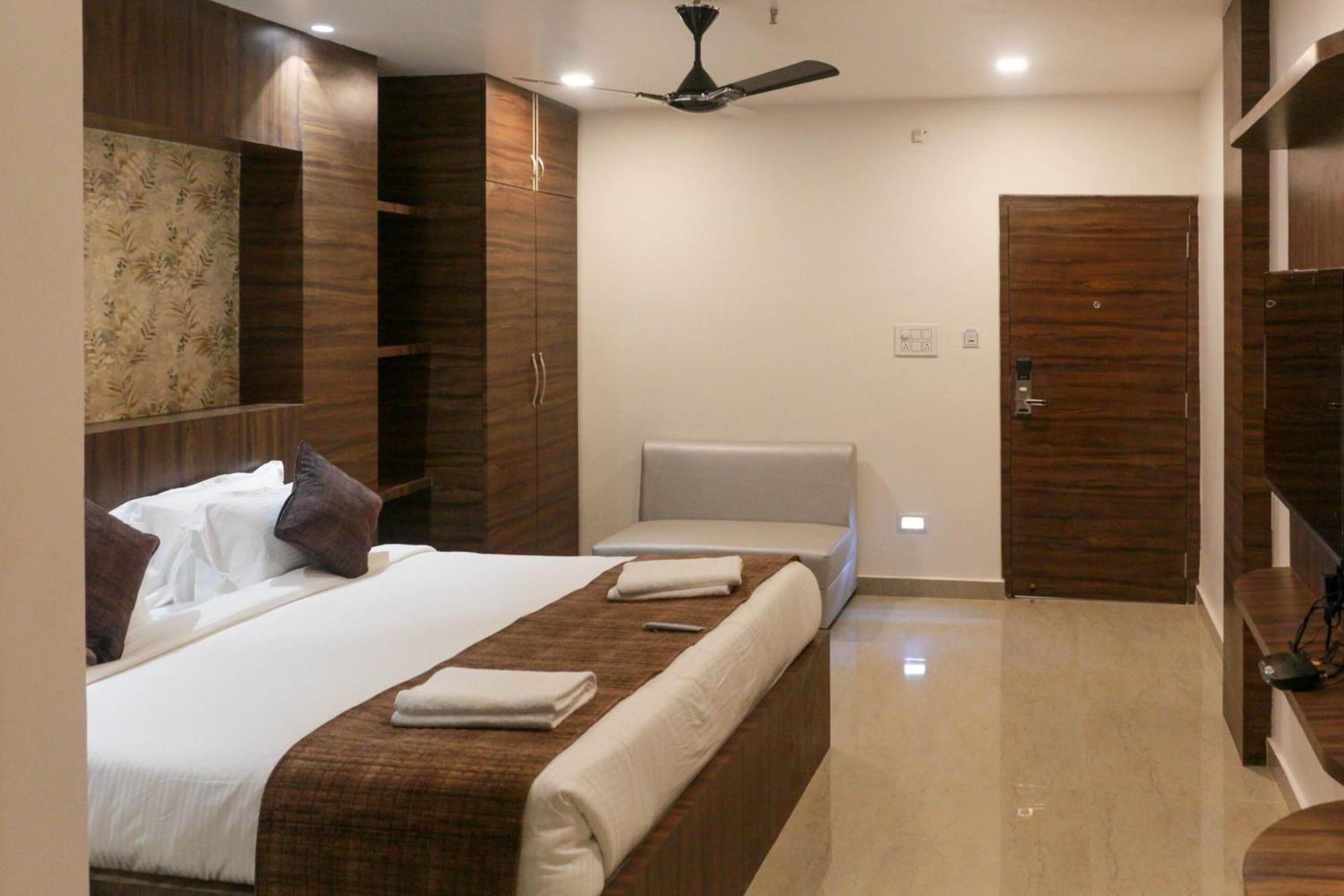 Hotel Obsidian Blue Itanagar Екстер'єр фото