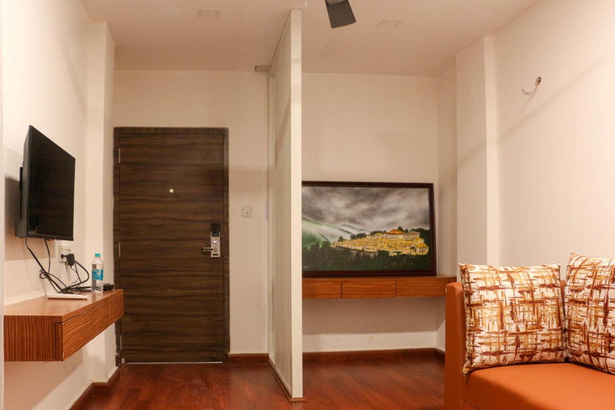 Hotel Obsidian Blue Itanagar Екстер'єр фото